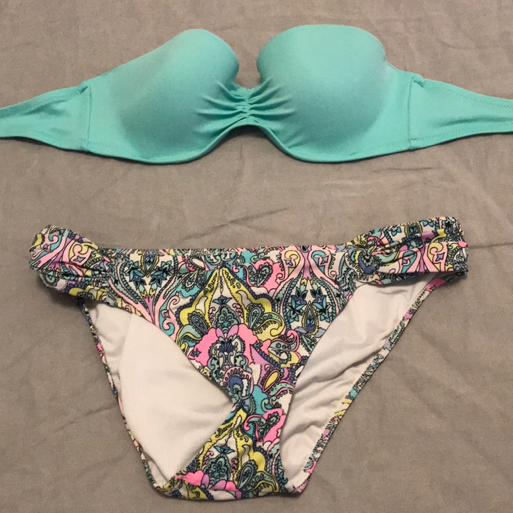 Victoria’s Secret Bikini